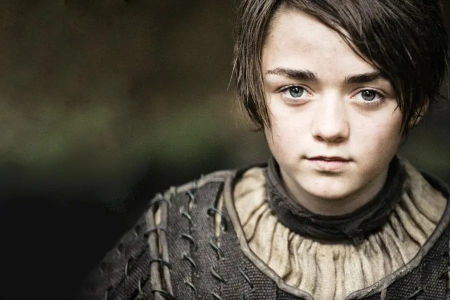 ‘Juego de Tronos’ Maisie Williams habla sobre las escenas que más la incomodaban