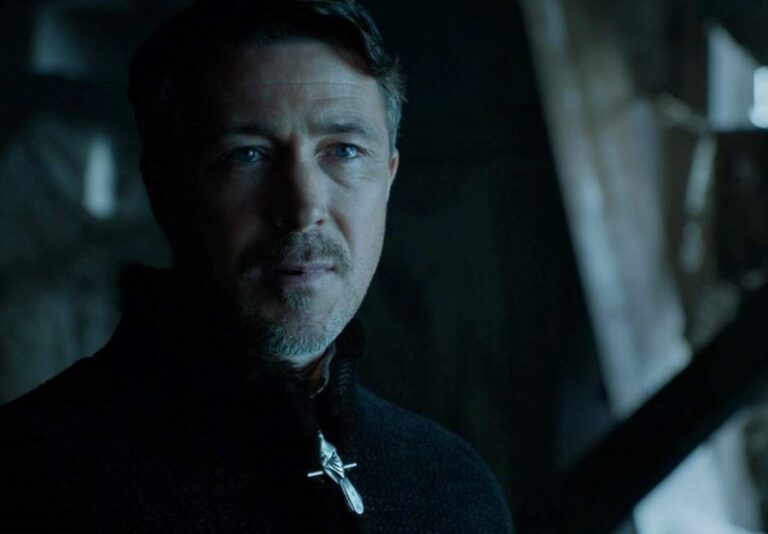 Juego de Tronos: Las mejores teorías de los fans sobre el final de la serie - El Hombre Sin Rostro Juego De Tronos Actor